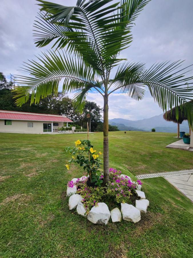Villeta Casa De Campo Caracoli Spa Extérieur photo
